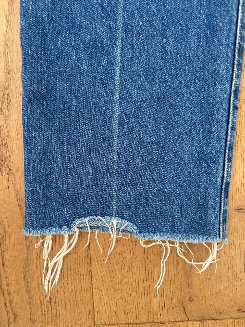 FRAME Denim Le Jane Crop in Del Amo Grind - Picture 4 of 6